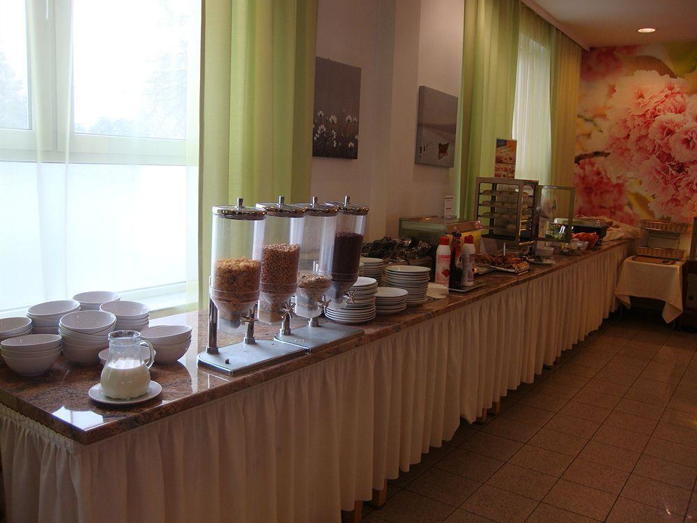 Lenas Donau 3* Vienna